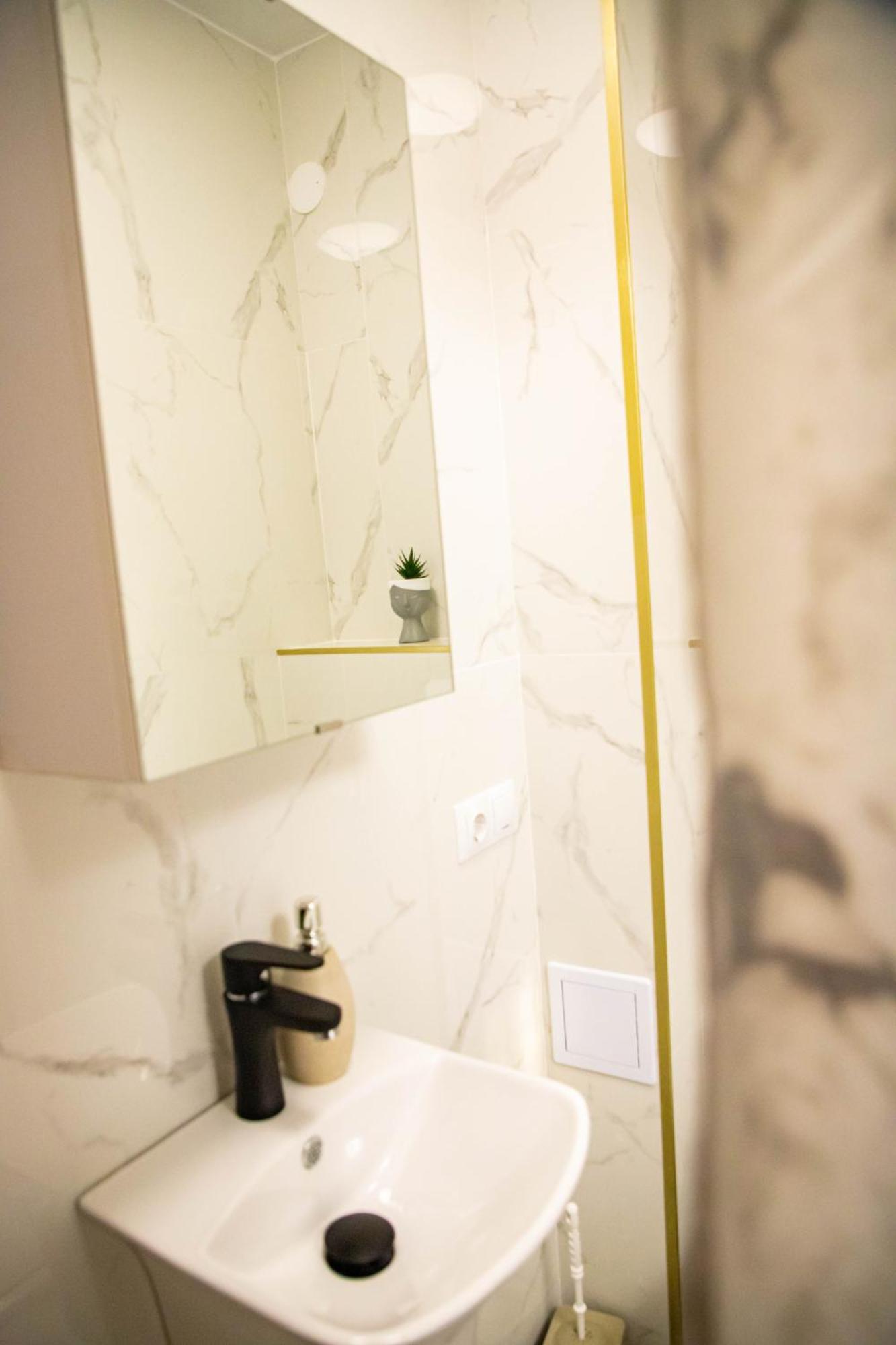 סיביו Sib Jo Central Apartments מראה חיצוני תמונה